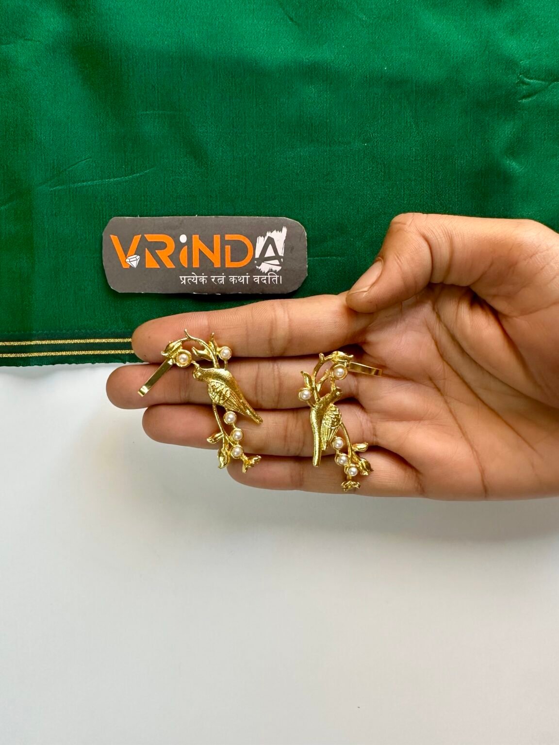 Earcuffs